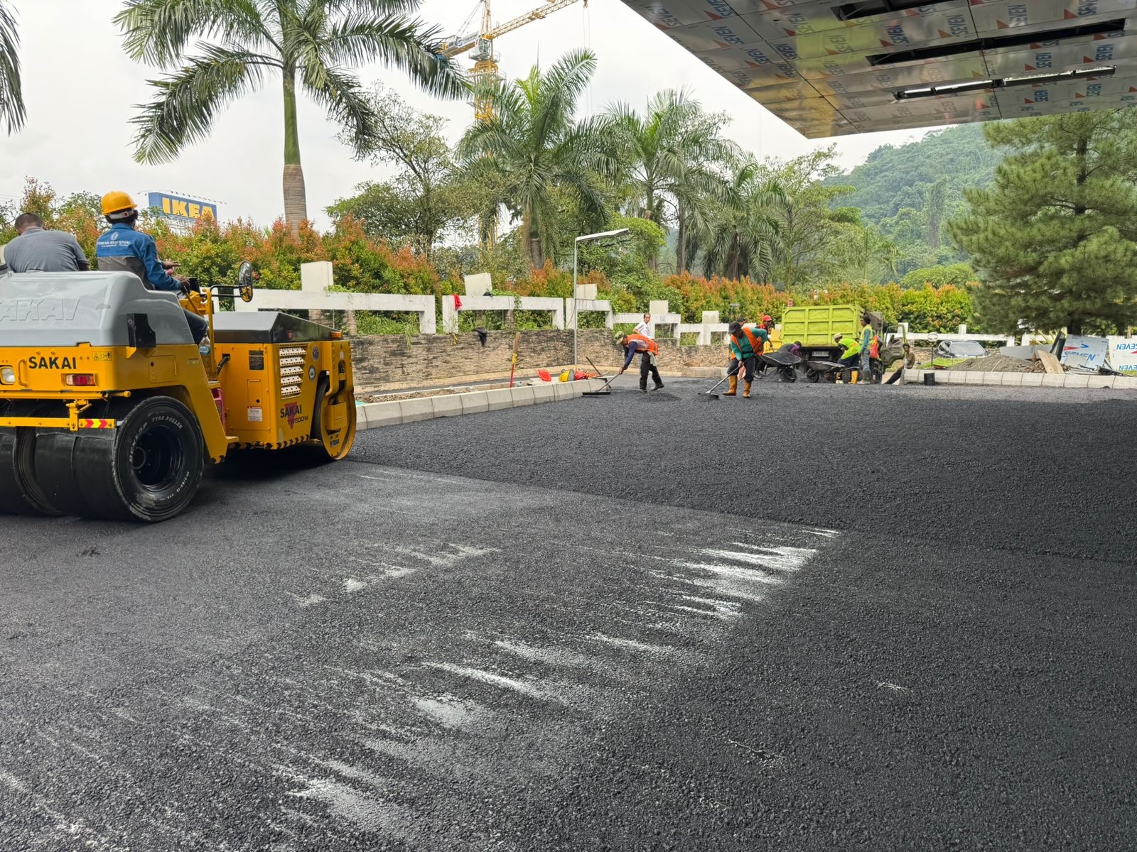 Jasa perbaikan aspal jalan rusak