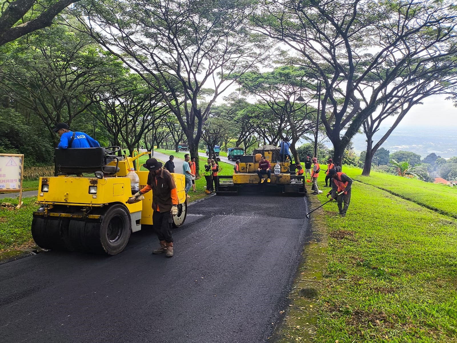 Jasa Pelapisan Ulang Jalan (Overlay) dan Perbaikan Jalan (Patching) di Jabodetabek